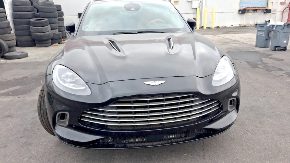 Aston Martin DBX „1913 Edition” Aston Martin DBX „1913 Edition”