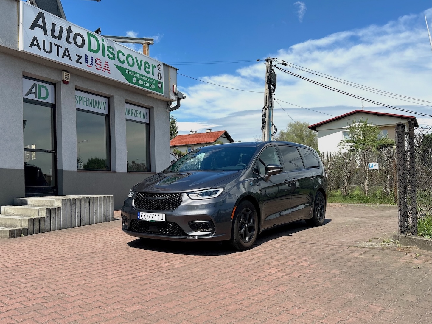 Chrysler Pacifica Plug-In EHybrid Limited S Appearance
