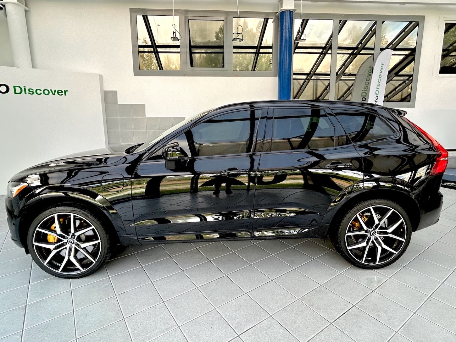 Volvo XC60 T8 Polestar Engineered (PHEV)