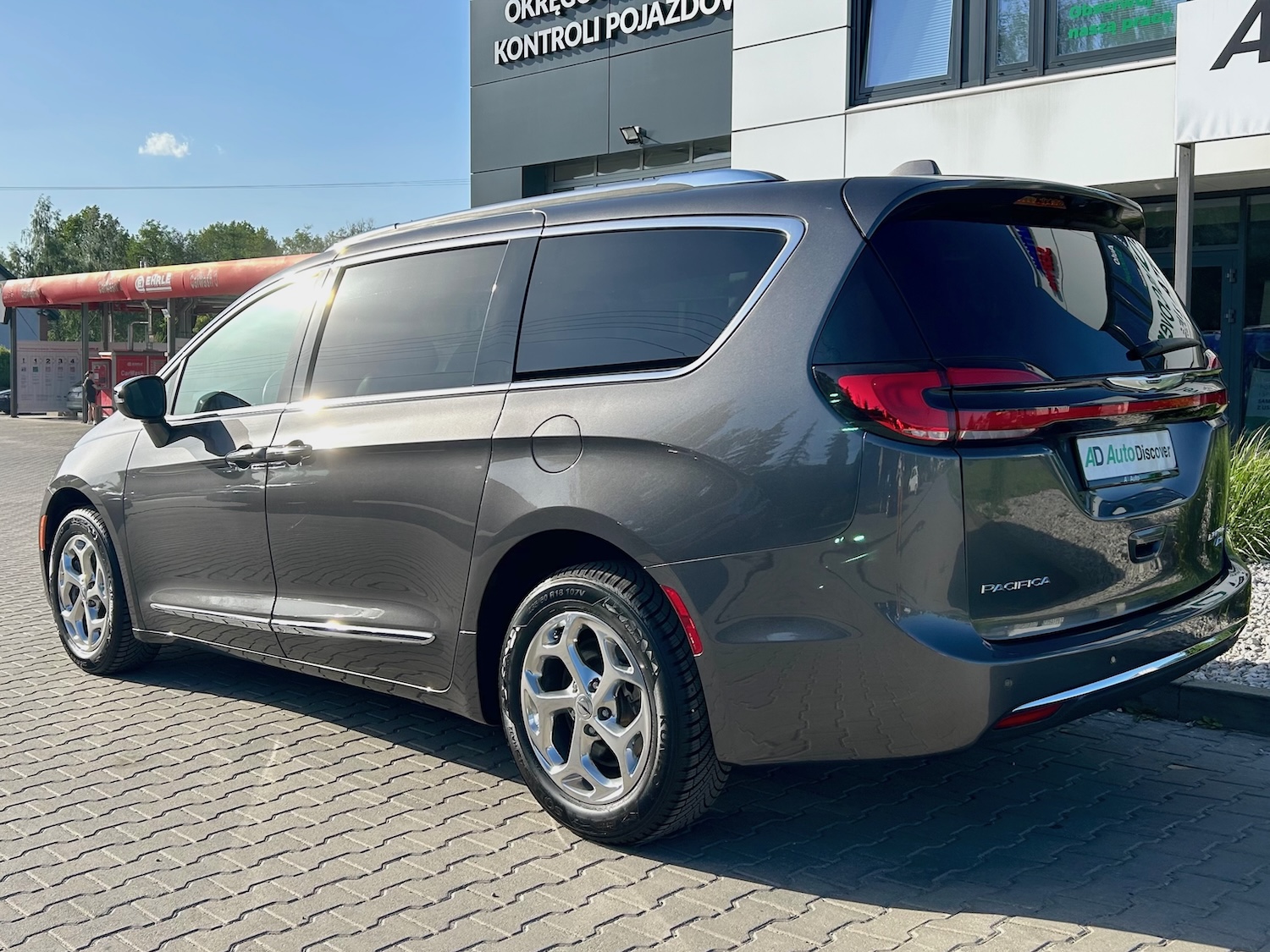 Chrysler Pacifica Limited AWD