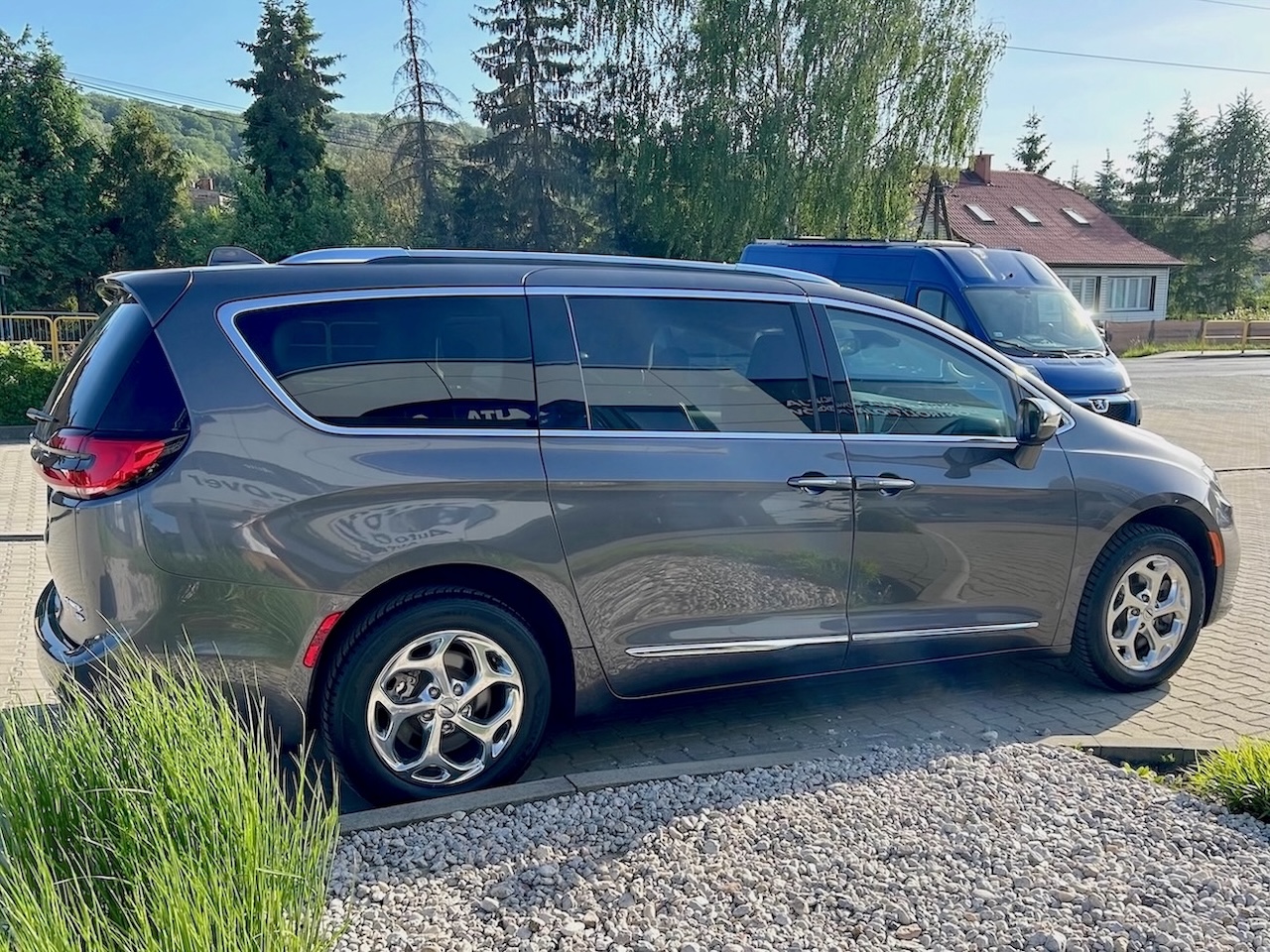 Chrysler Pacifica Limited AWD