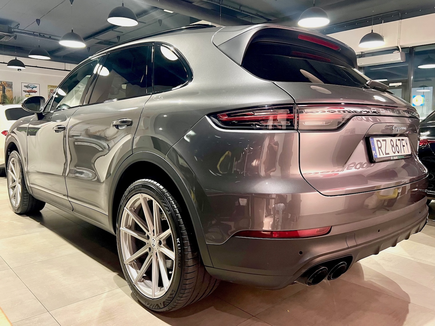 Porsche Cayenne (III)