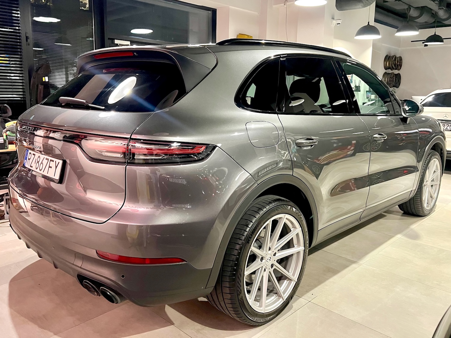 Porsche Cayenne (III)