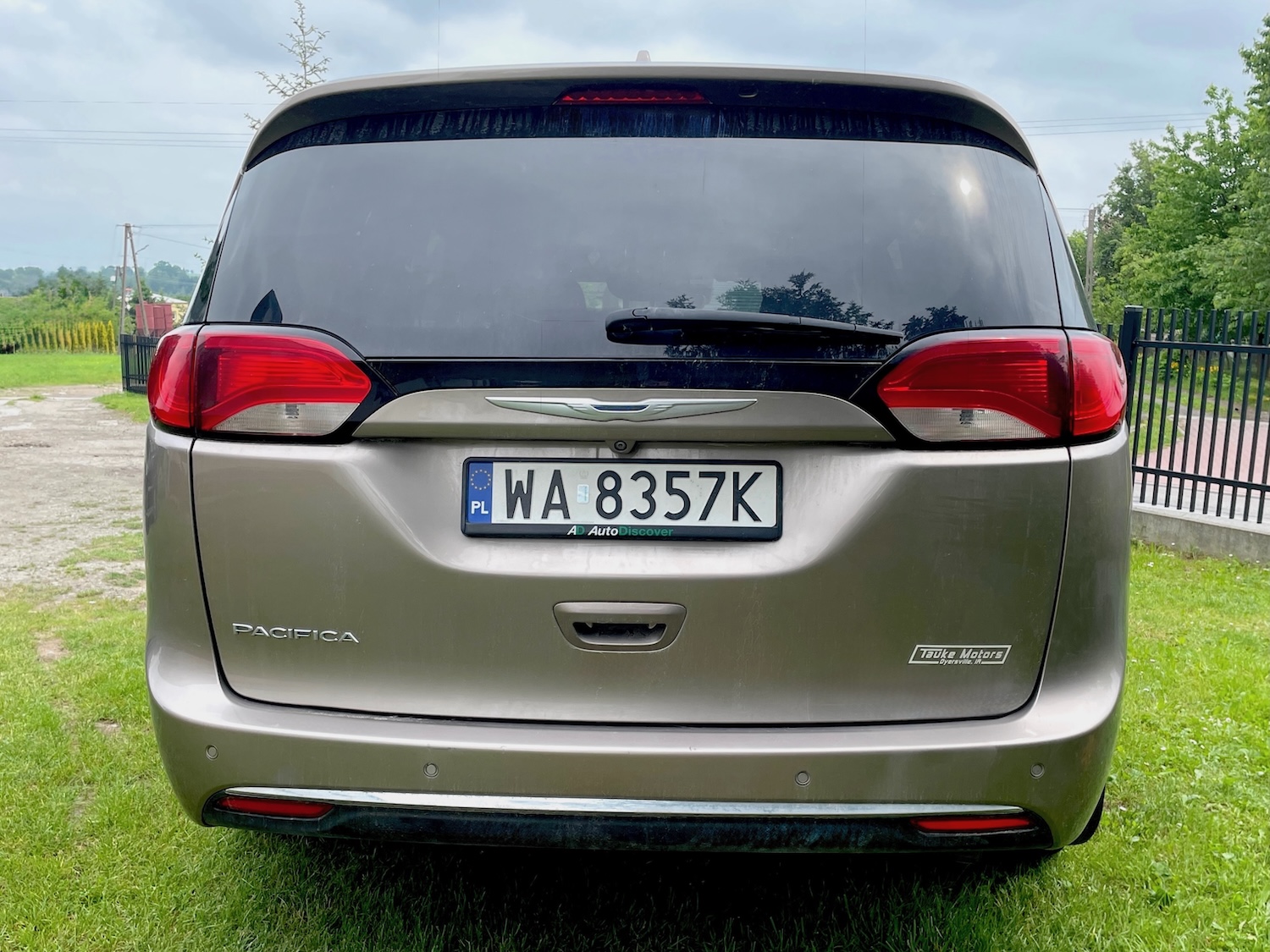 Chrysler Pacifica Touring L Advanced Safety