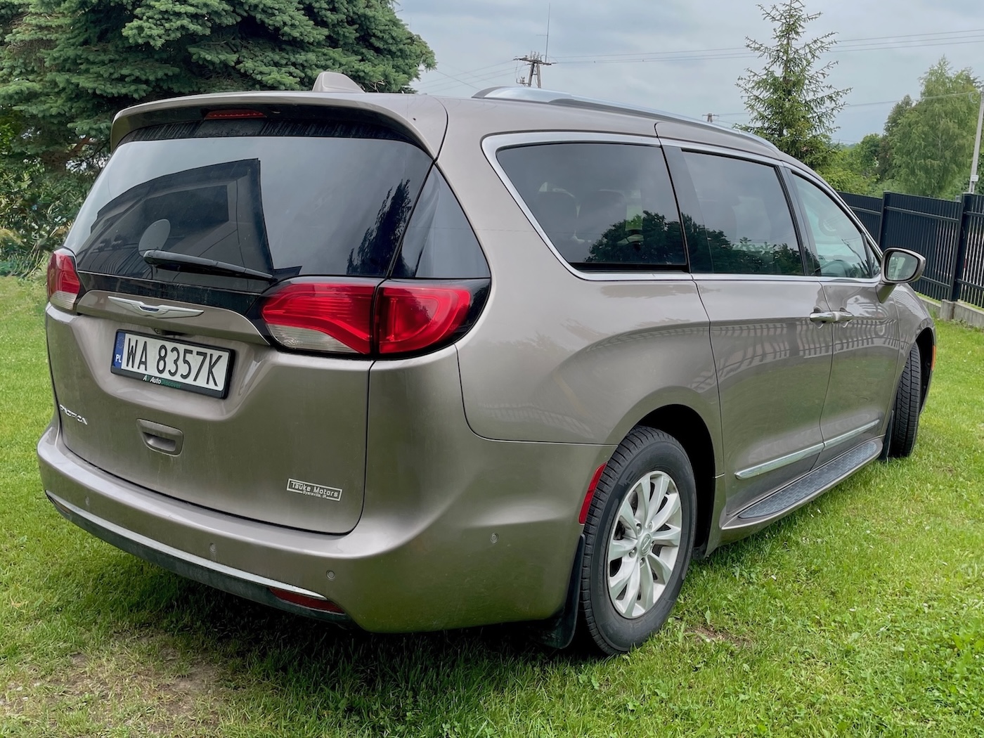 Chrysler Pacifica Touring L Advanced Safety