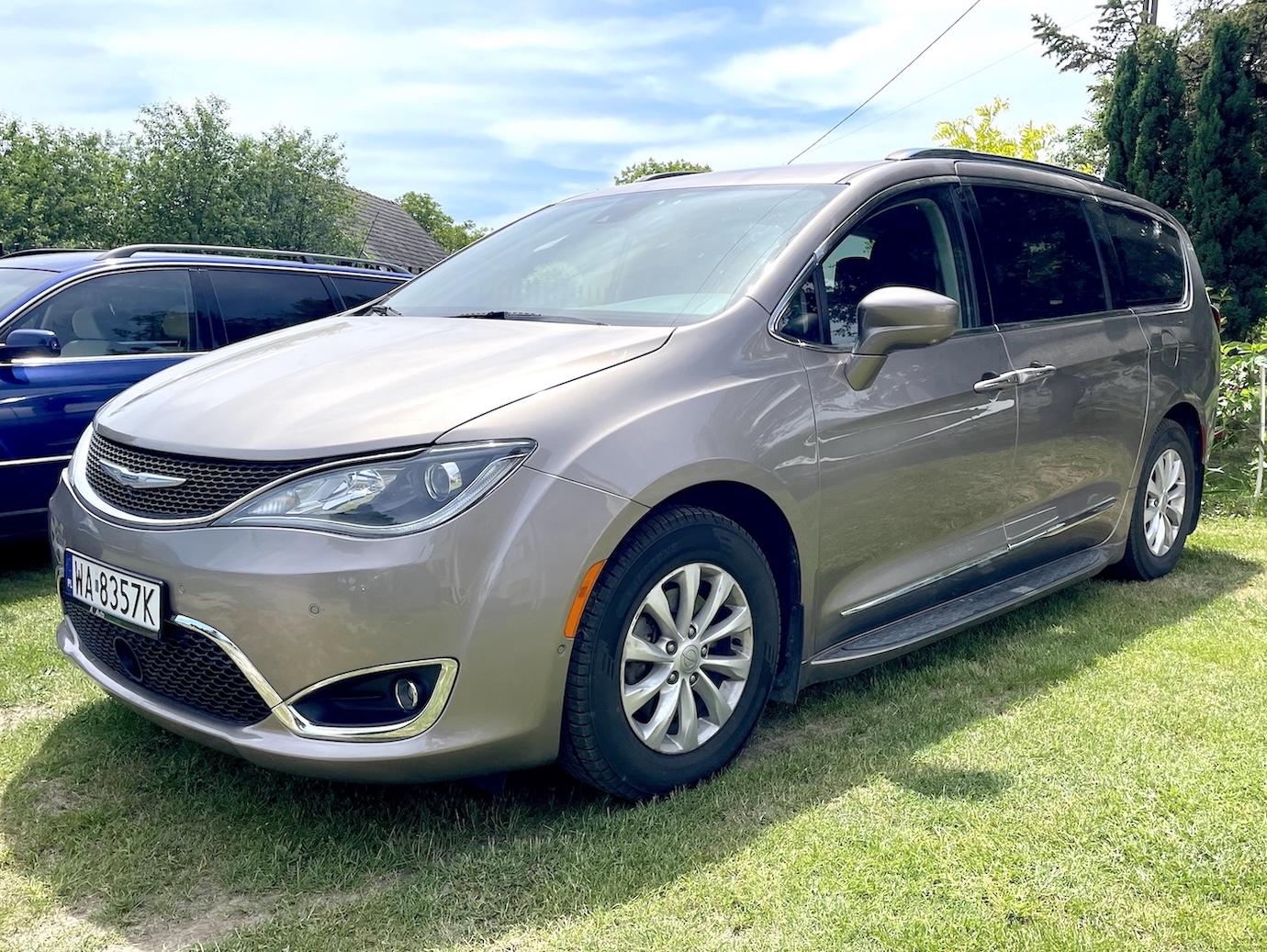 Chrysler Pacifica Touring L Advanced Safety