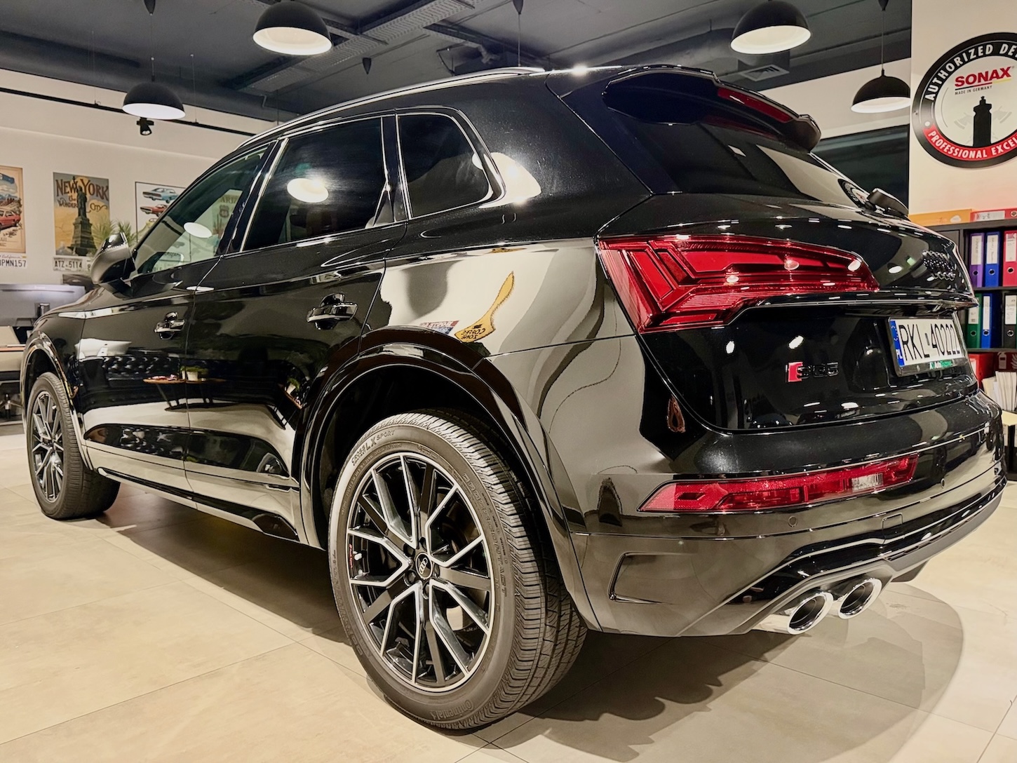 Audi SQ5 Premium Plus Black Optic (FY)